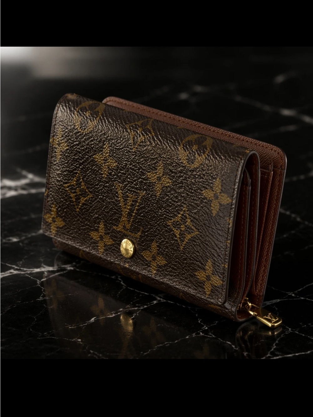 Louis Vuitton Wallet  - Authentic